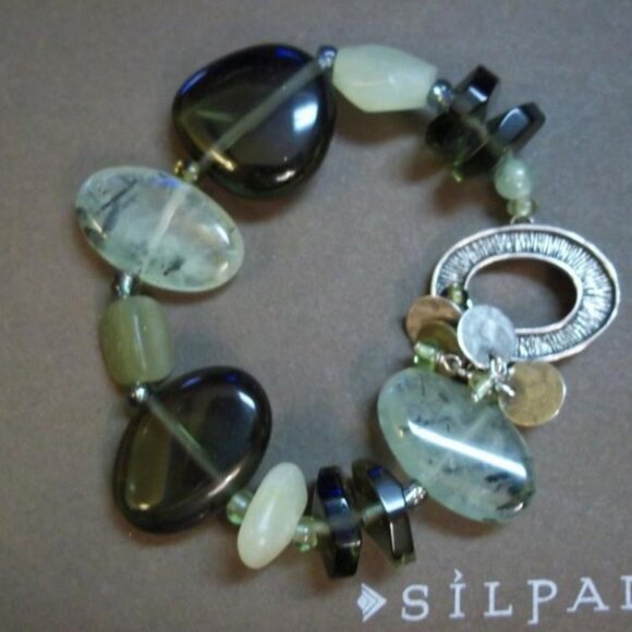 B1990 Retired Silpada Green Multi-stone bracelet - Picture 1 of 1